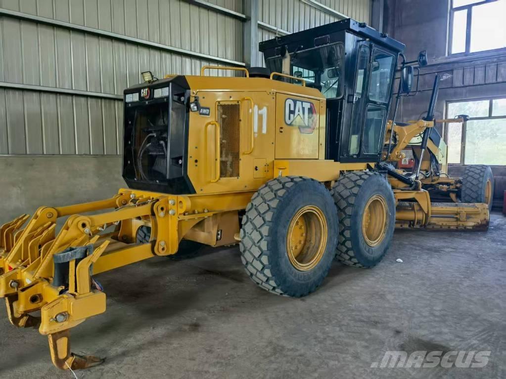 CAT 140 GC Väghyvlar
