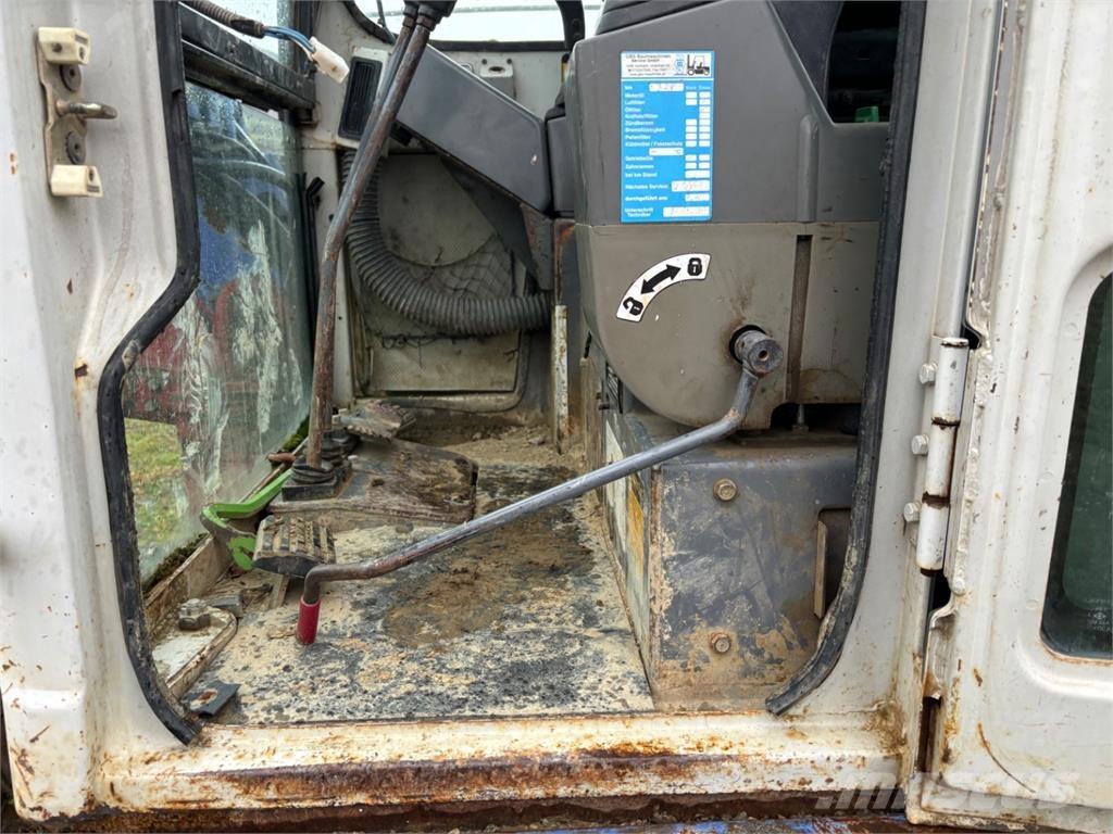 Takeuchi TB80FR Entreprenad - Övrigt