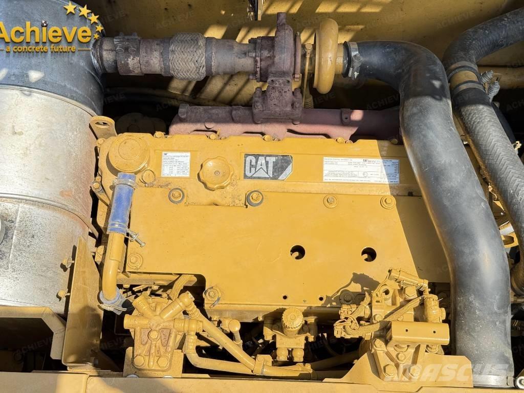 CAT 320 D2 Bandgrävare