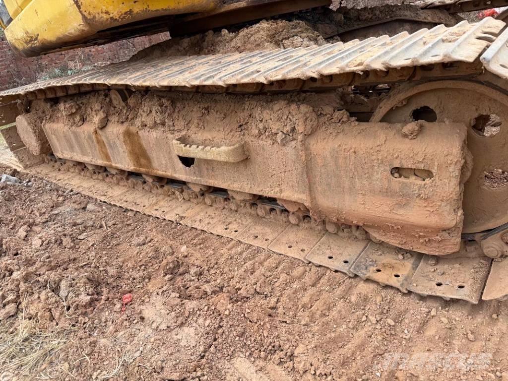 Komatsu PC 120-8 Bandgrävare