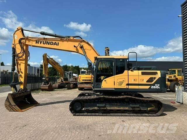 Hyundai HX 260 L Bandgrävare