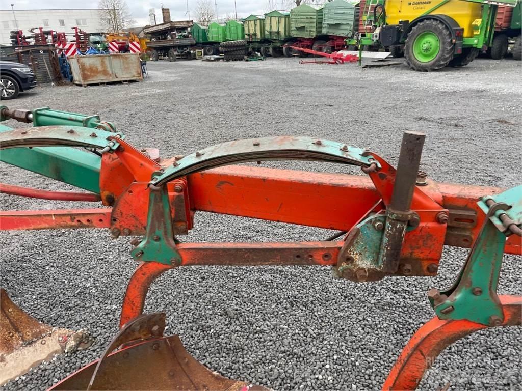 Kverneland BB 100 Plogar
