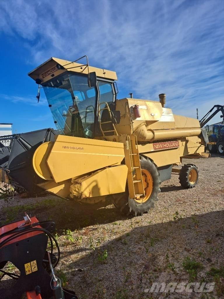 New Holland 8030 H Skördetröskor