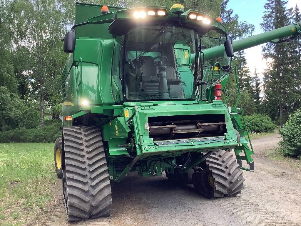 John Deere T 670 Skördetröskor