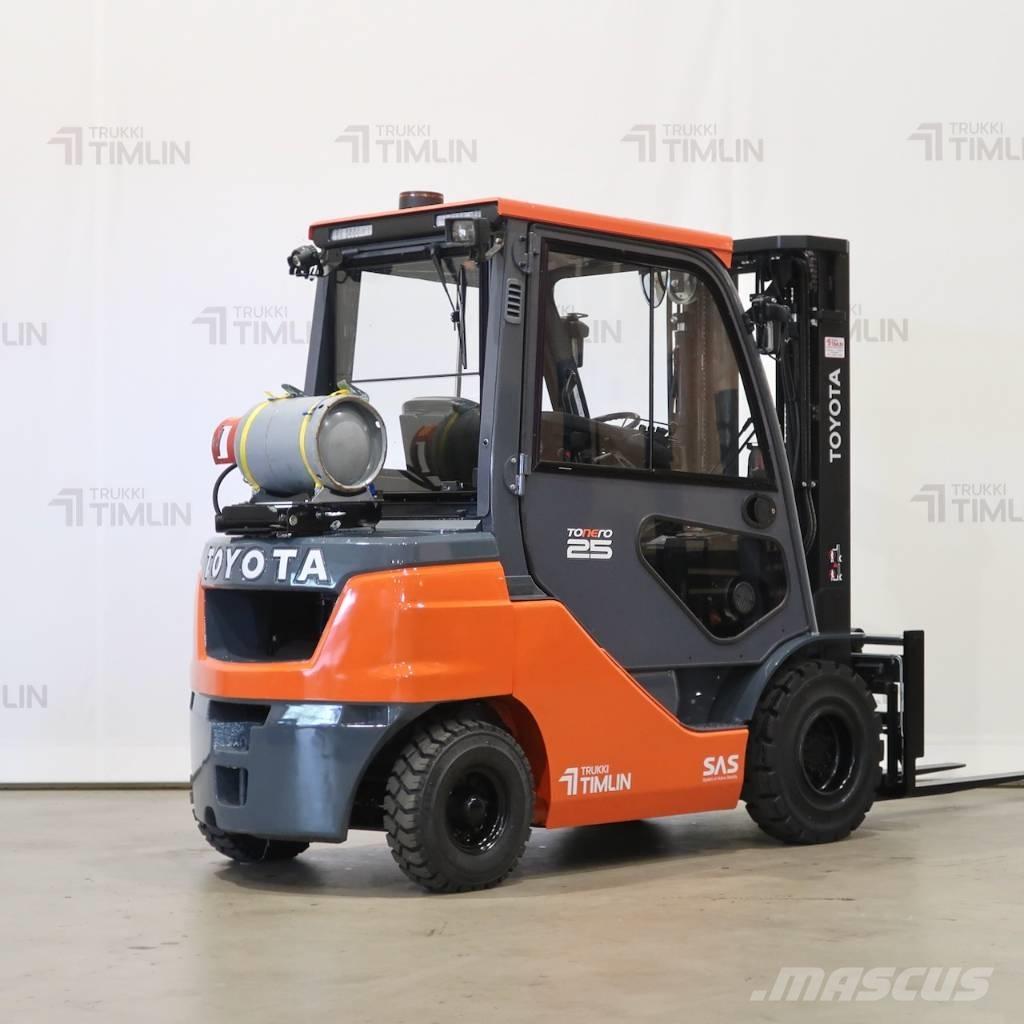 Toyota 02-8FGF25 Gasolmotviktstruckar