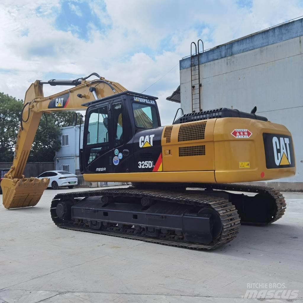 CAT 325D Bandgrävare