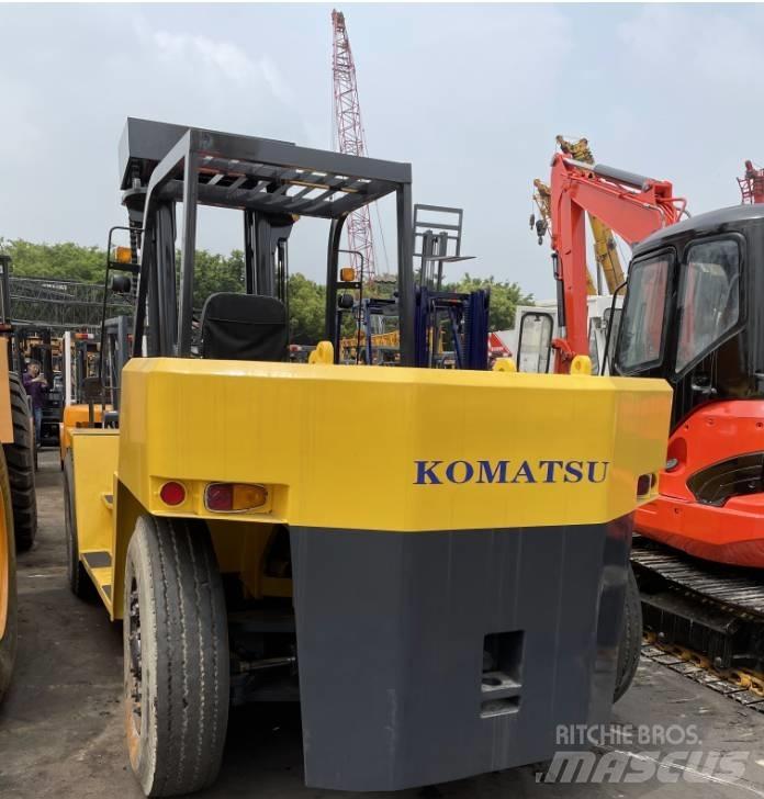 Komatsu 15 ton Dieselmotviktstruckar