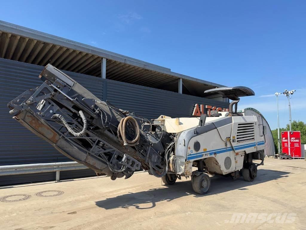 Wirtgen W 100 F Asfaltskallfräsmaskiner