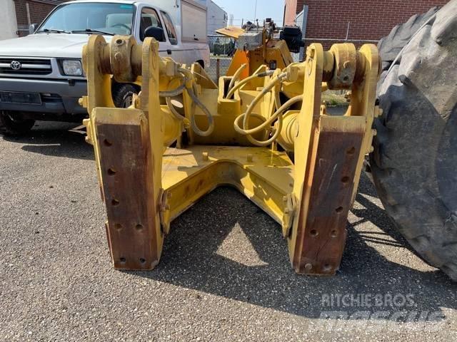 CAT D 8 R Ripper Övriga