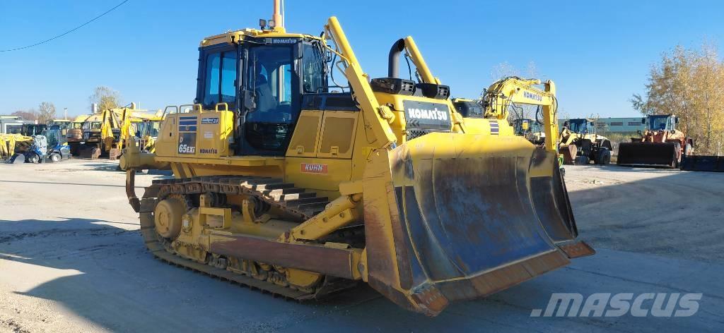 Komatsu D65EXi Bandschaktare