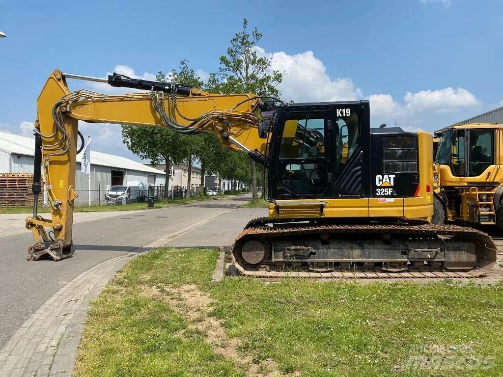 CAT 325F Bandgrävare