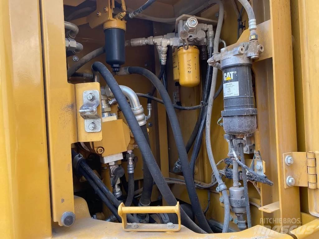 CAT 325F Bandgrävare