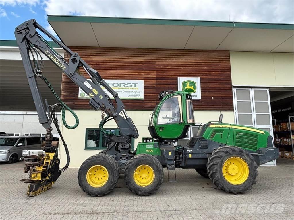 John Deere 1170 G Skördare