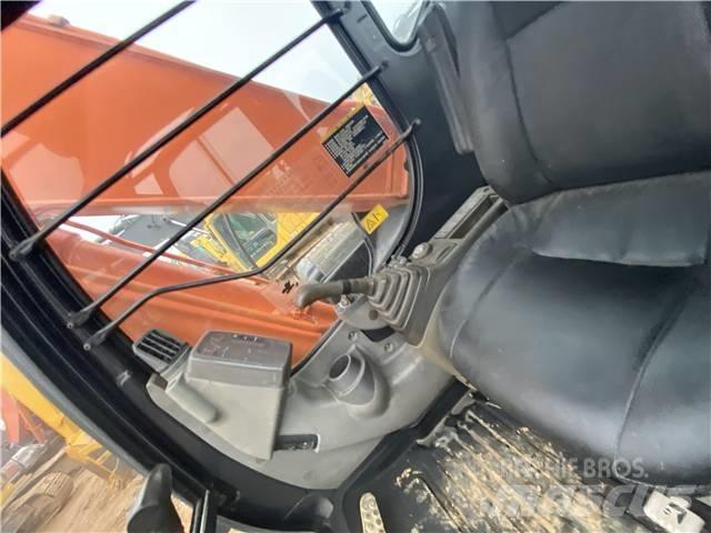 Hitachi ZX240G Bandgrävare