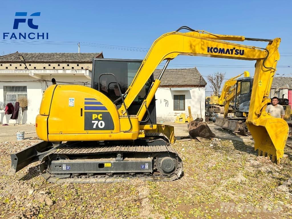 Komatsu PC 70-8 Bandgrävare