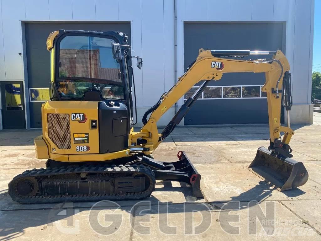 CAT 303 - 3 Buckets Minigrävare < 7t