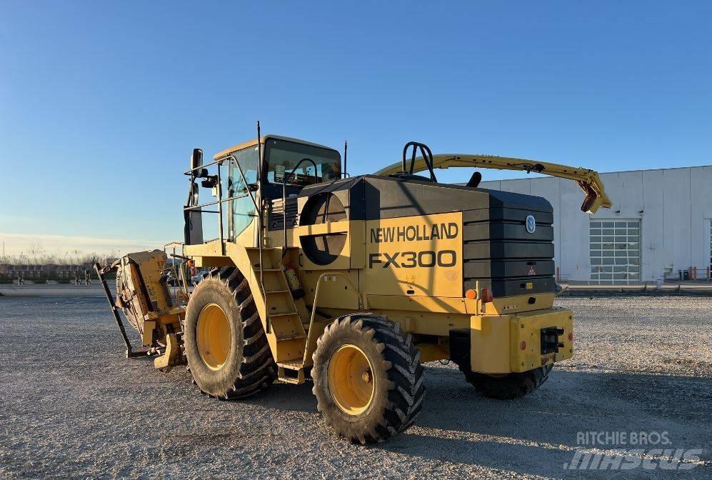 New Holland FX 300 Självgående fälthackar