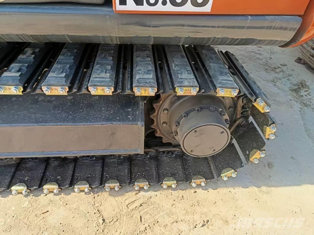 Hitachi ZX 70 Midigrävmaskiner 7t - 12t
