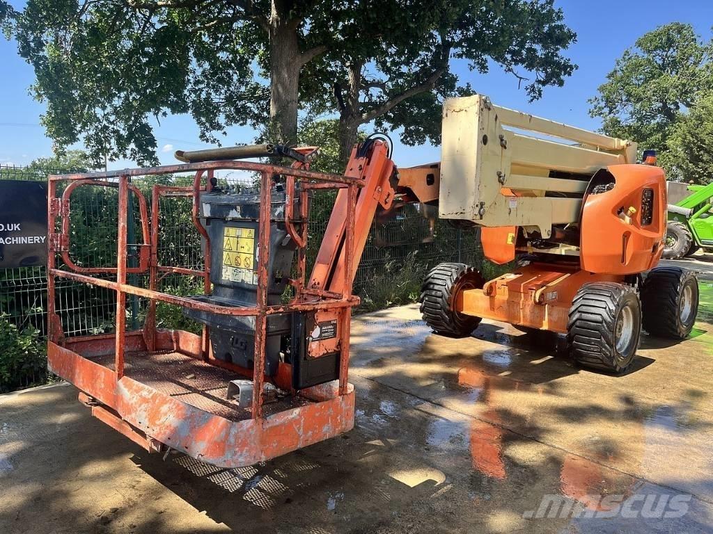JLG 450 AJ II Bomliftar