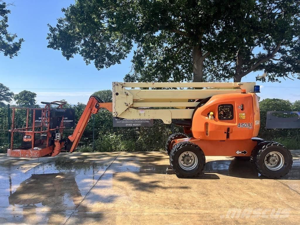 JLG 450 AJ II Bomliftar