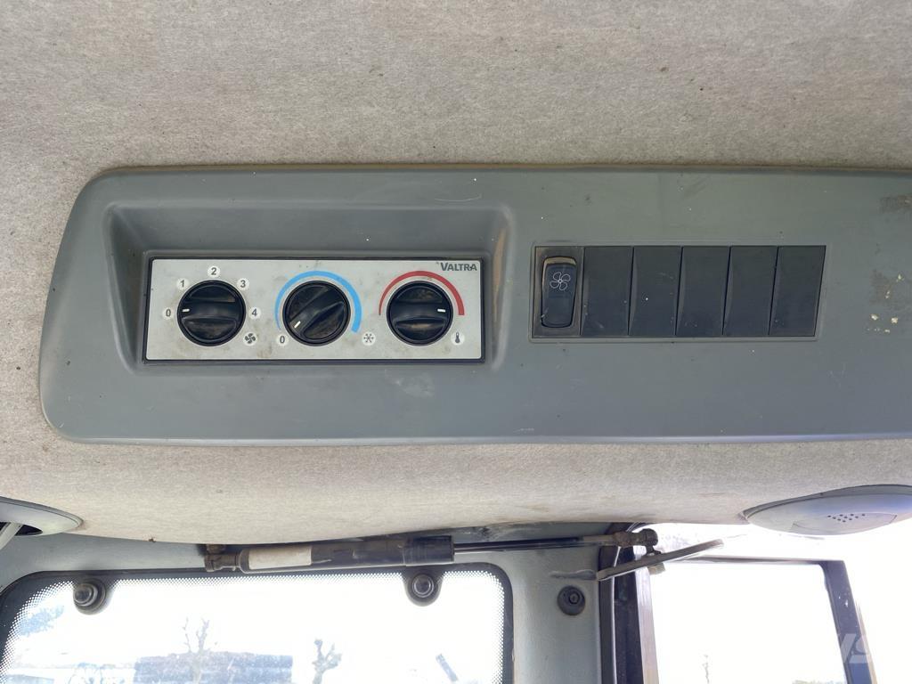 Valtra N92 HITECH Traktorer