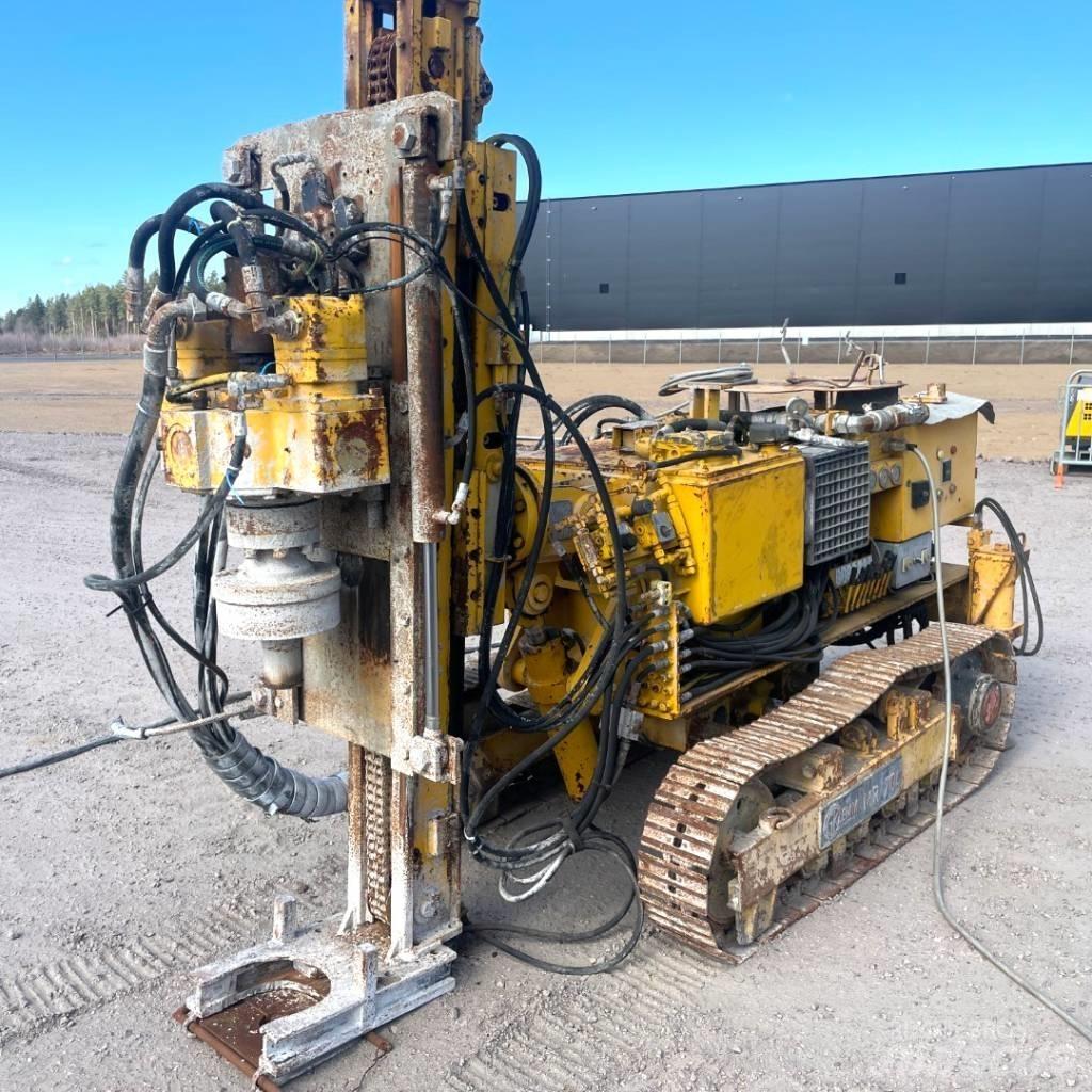 Klemm MR704 Pålningsriggar