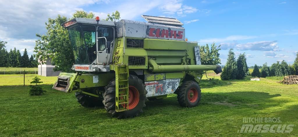 CLAAS Commandor 115 Skördetröskor
