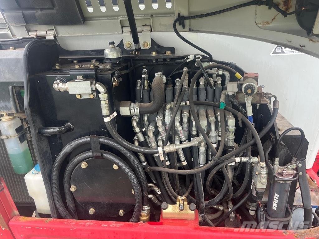 Takeuchi TB 230 Minigrävare < 7t