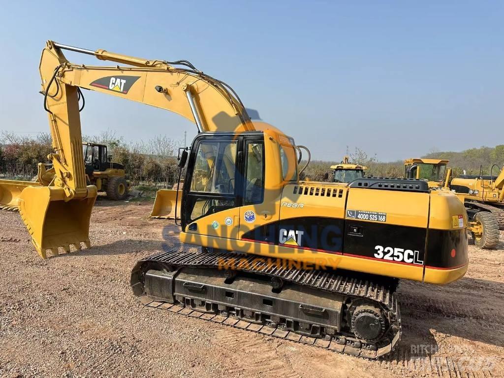 CAT 325 CL Bandgrävare
