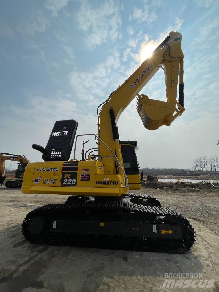Komatsu PC220-8 Bandgrävare