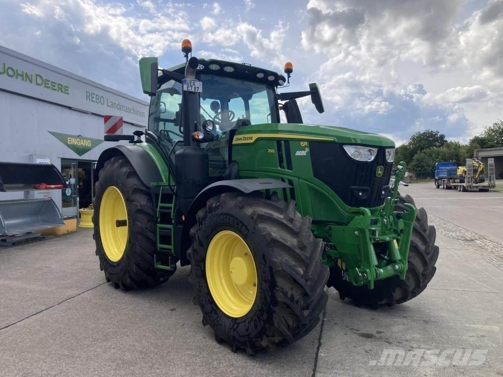 John Deere 6R 250 Traktorer