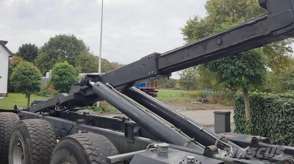 Pronar T386 krokvaxlarvagnar