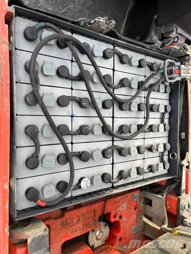 Linde E18-01 Elmotviktstruckar