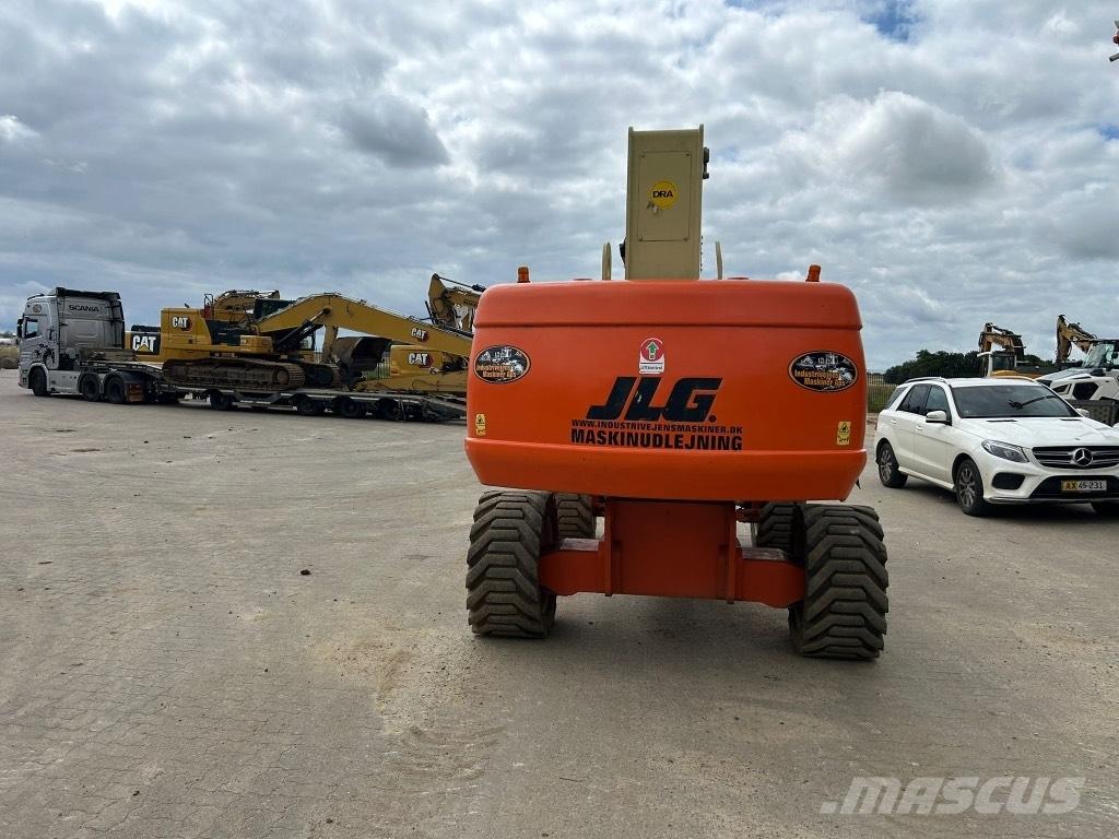 JLG 860 SJ Teleskop bomliftar
