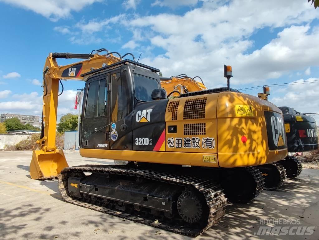 CAT 320D2 Bandgrävare