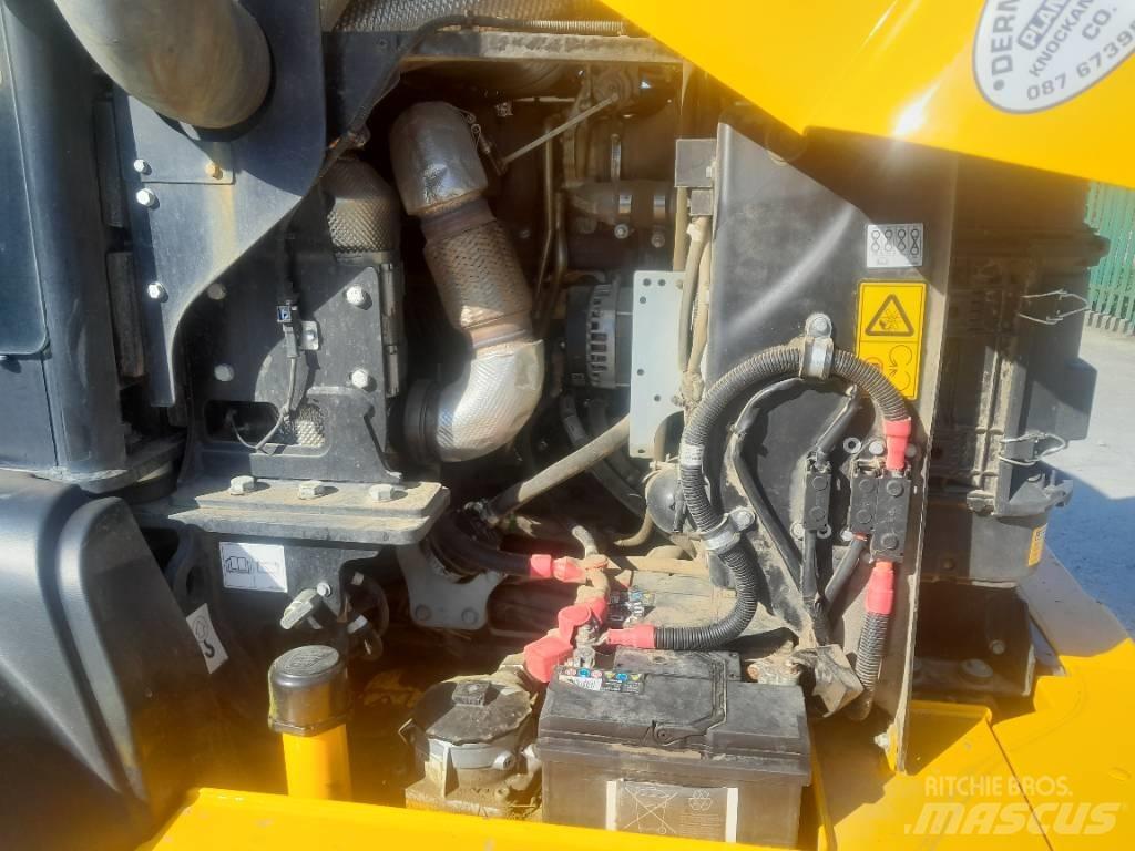 JCB TM 320 S Redskapsbärare för lantbruk