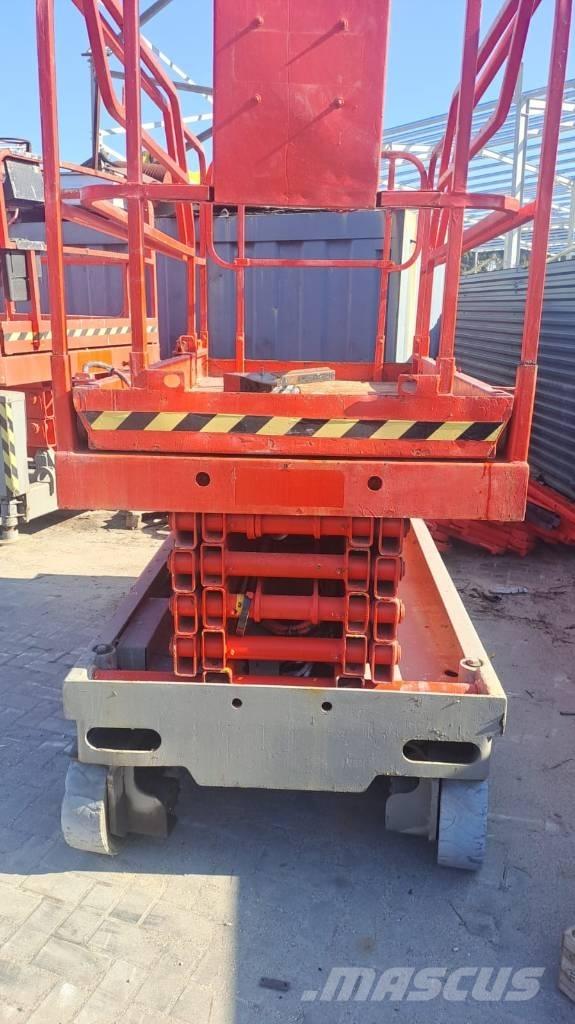 Haulotte Compact 12 Saxliftar