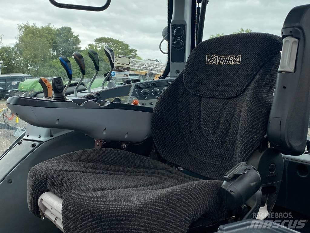 Valtra T 174EA Traktorer