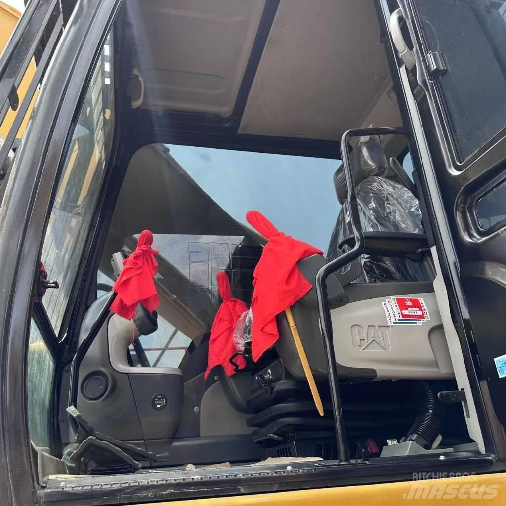 CAT 340D2 Bandgrävare