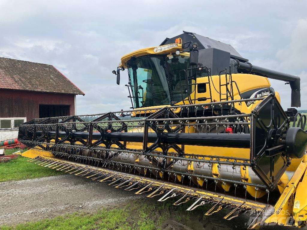 New Holland CR 980 Skördetröskor