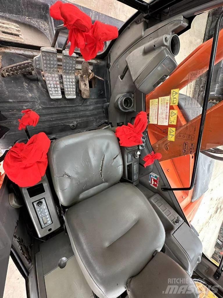Hitachi ZX 75 Bandgrävare