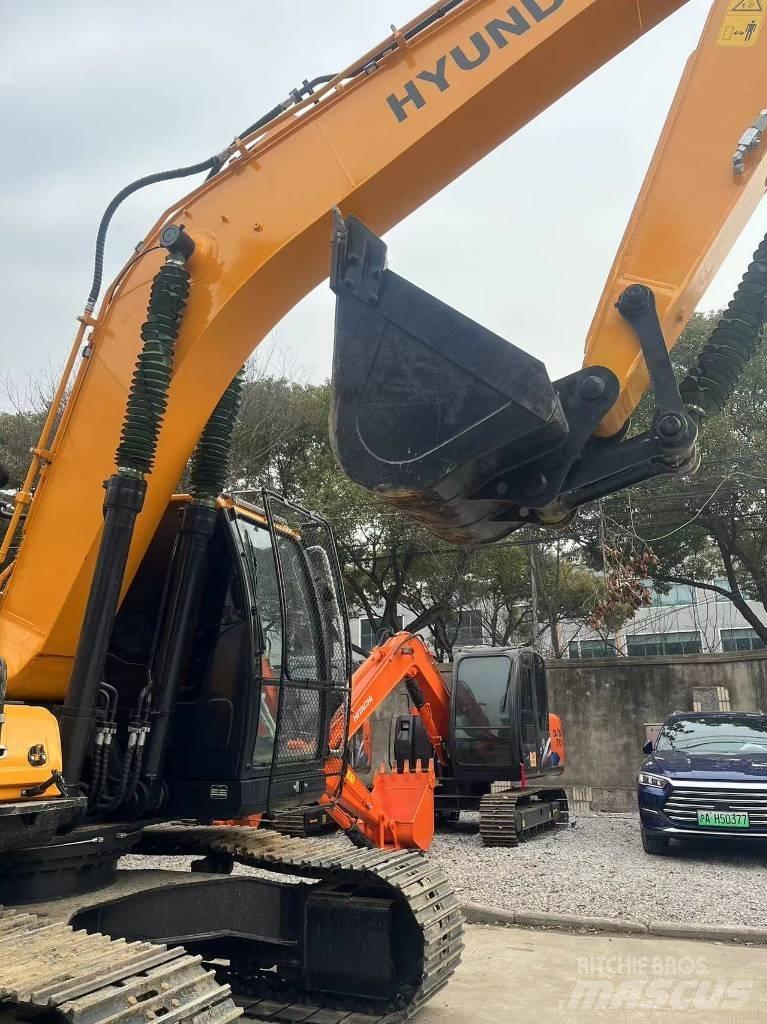Hyundai R220-9S Hjulgrävare