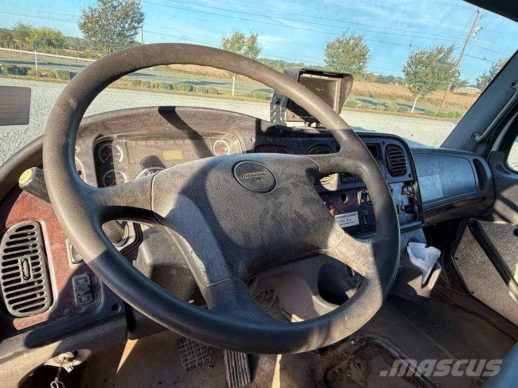 Freightliner M2 Sopbilar