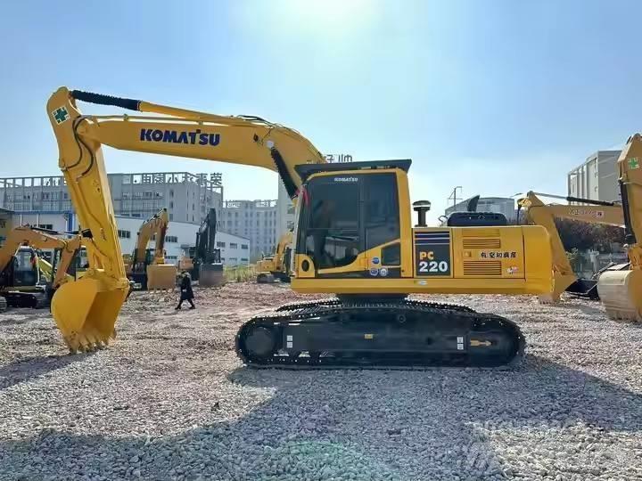 Komatsu PC 220 Bandgrävare