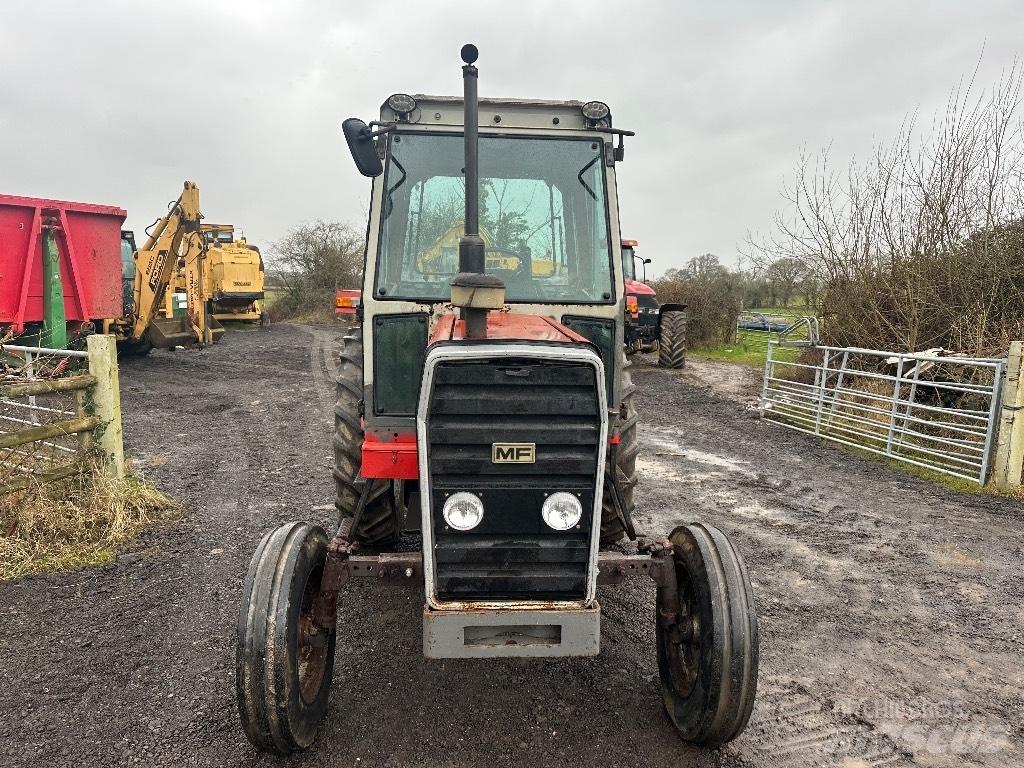 Massey Ferguson 690 Traktorer