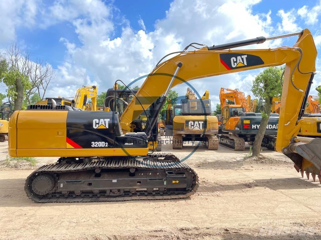CAT 320 D 2 Midigrävmaskiner 7t - 12t