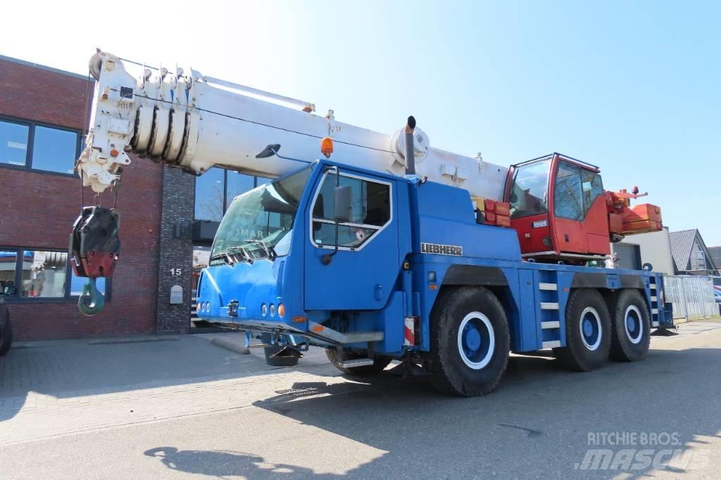 Liebherr LTM 1055-1 Allterrängkranar