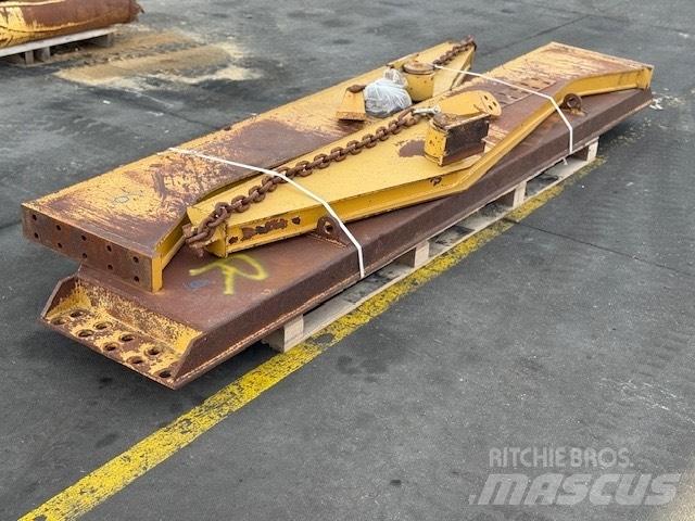 CAT 735 TAIL GATE Midjestyrd dumper