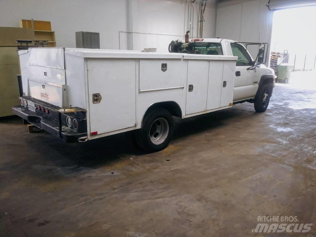 Chevrolet 3500 Flakbilar/Pickuper