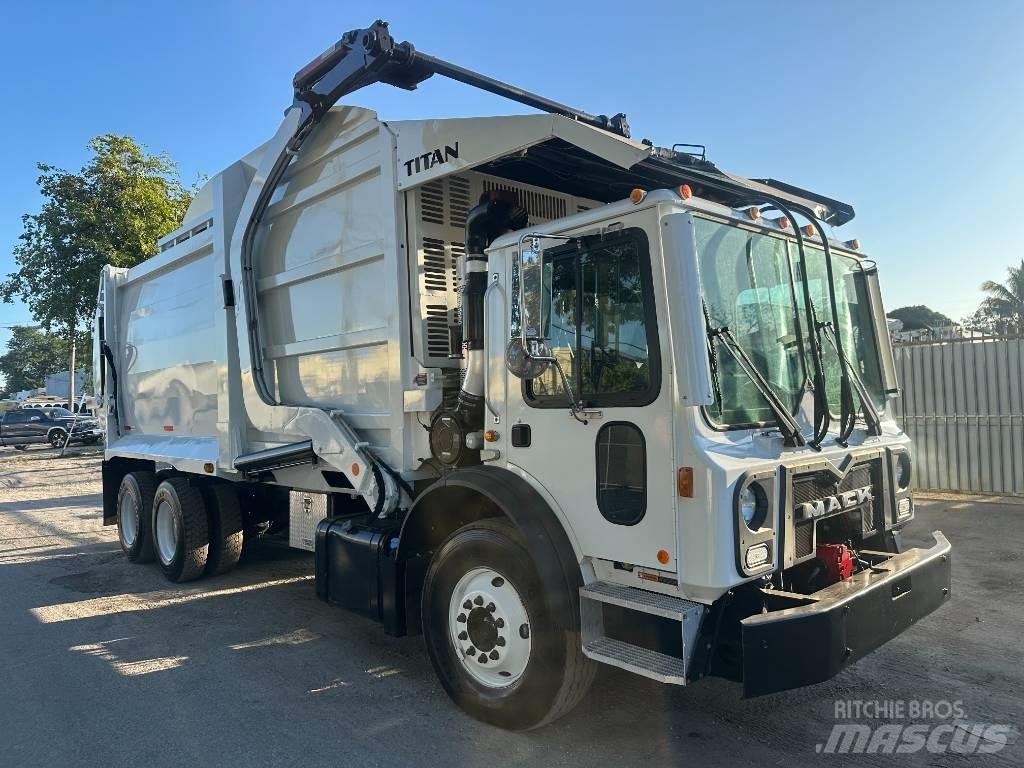Mack MRU 613 Sopbilar